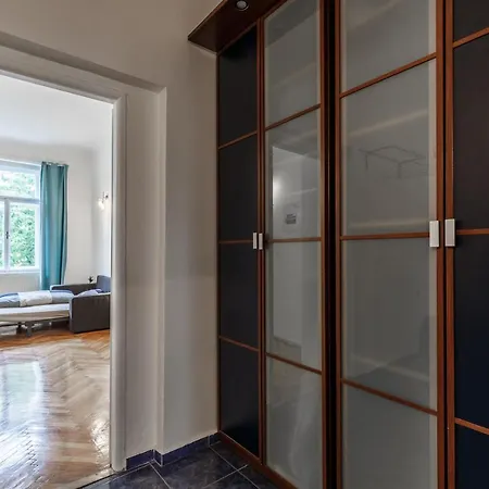 Appartement Live Like Local - Vinohrady Praag